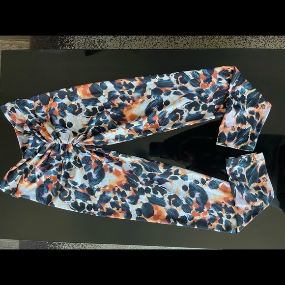 Lici Fit Wild Thing High Waist Scrunch Butt Leggings Size M - Picture 3 of 4